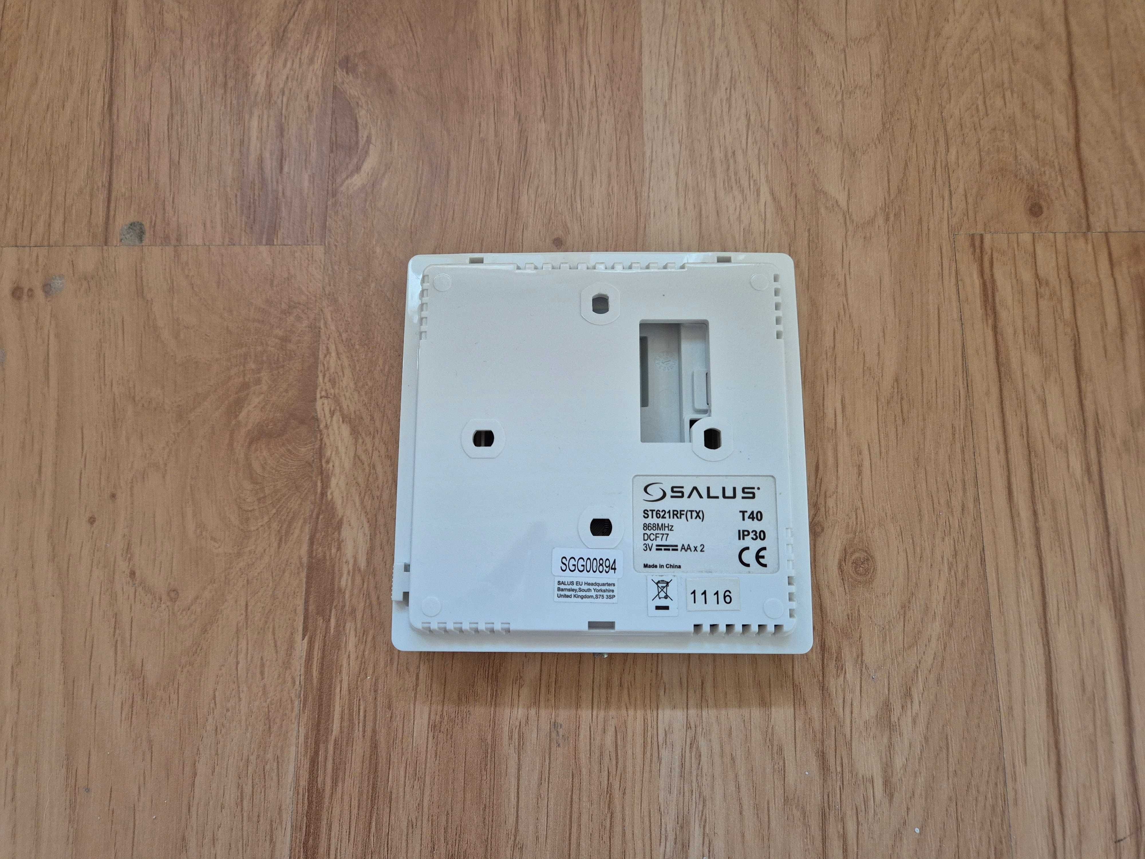 Termostat sterownik pieca Viessmann bezprzewodowy SALUS ST621RF(TX)