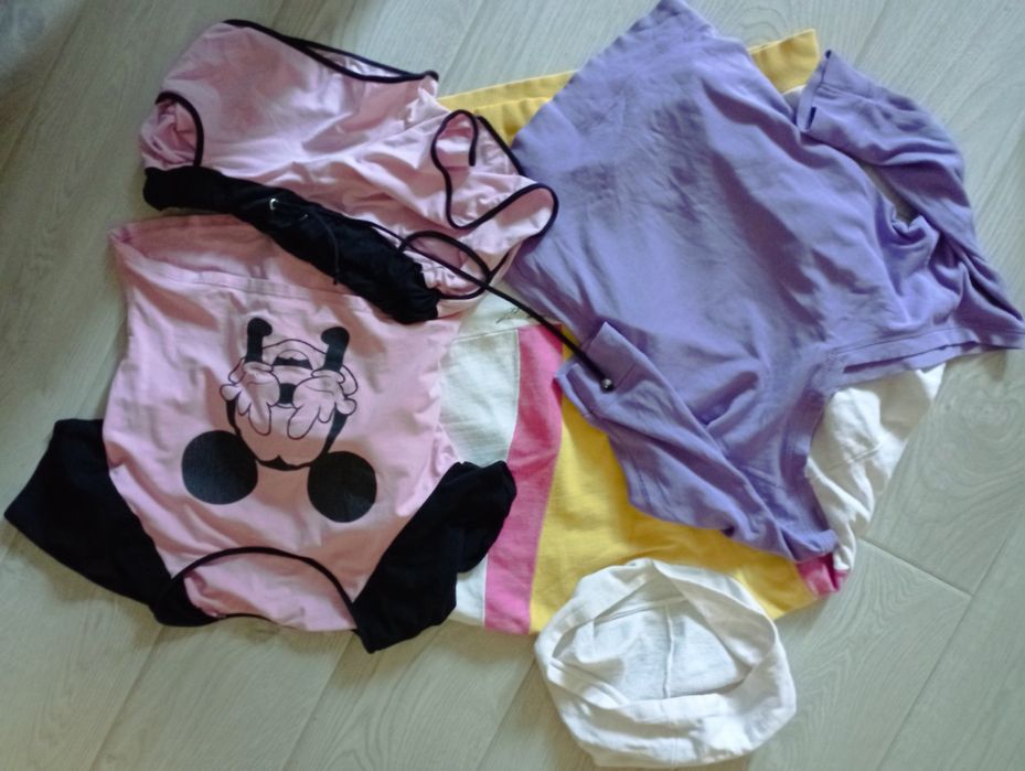 Пакет речей на дівчину