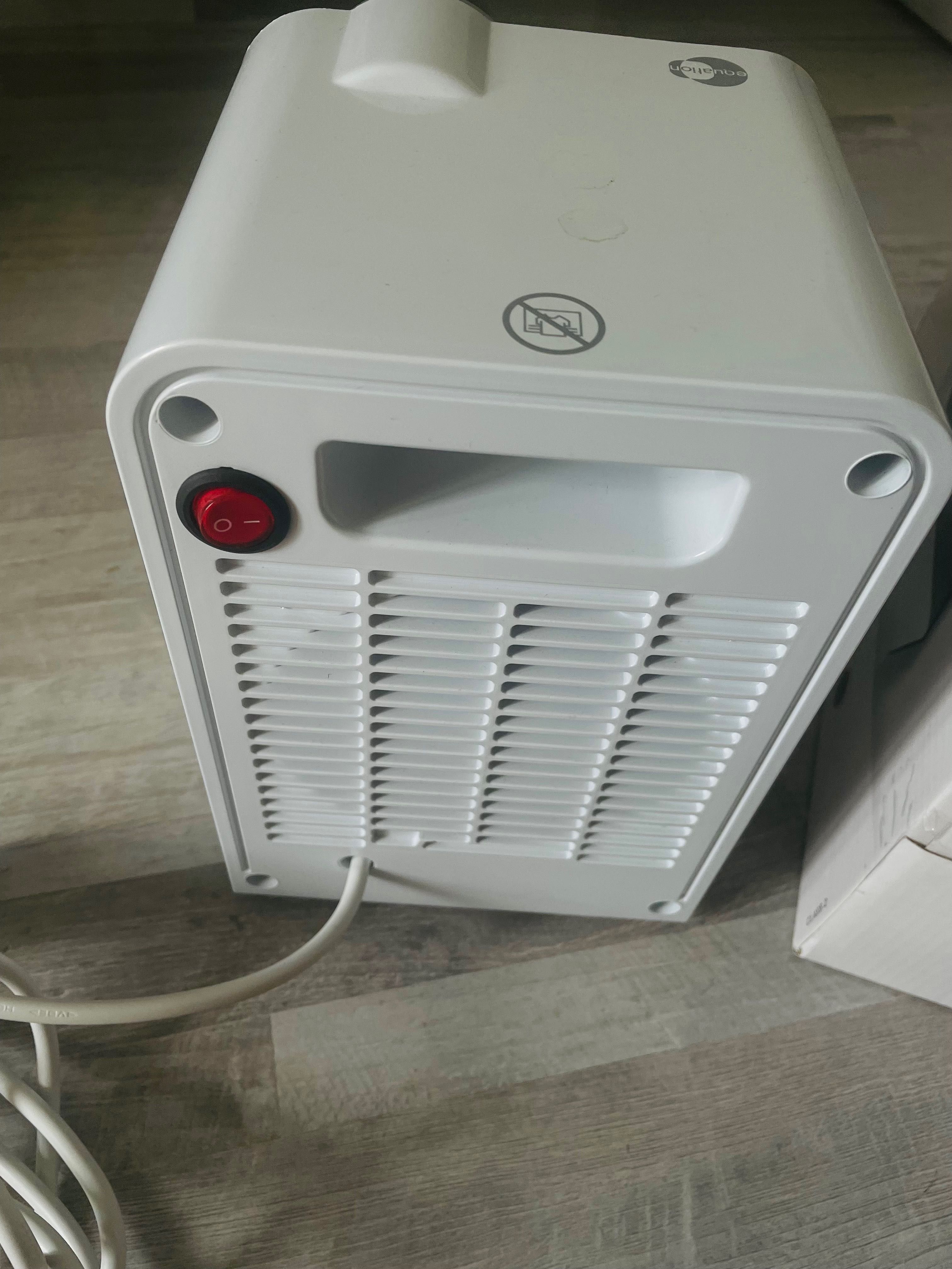 Termowentylator ceramiczny 1800 W LED biało/srebrny EQUATION