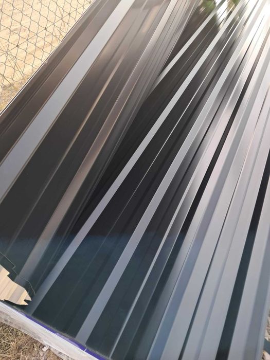 Blacha T18 / T7 – Idealna na dachy, ogrodzenia, hale – Sprawdź ofertę!