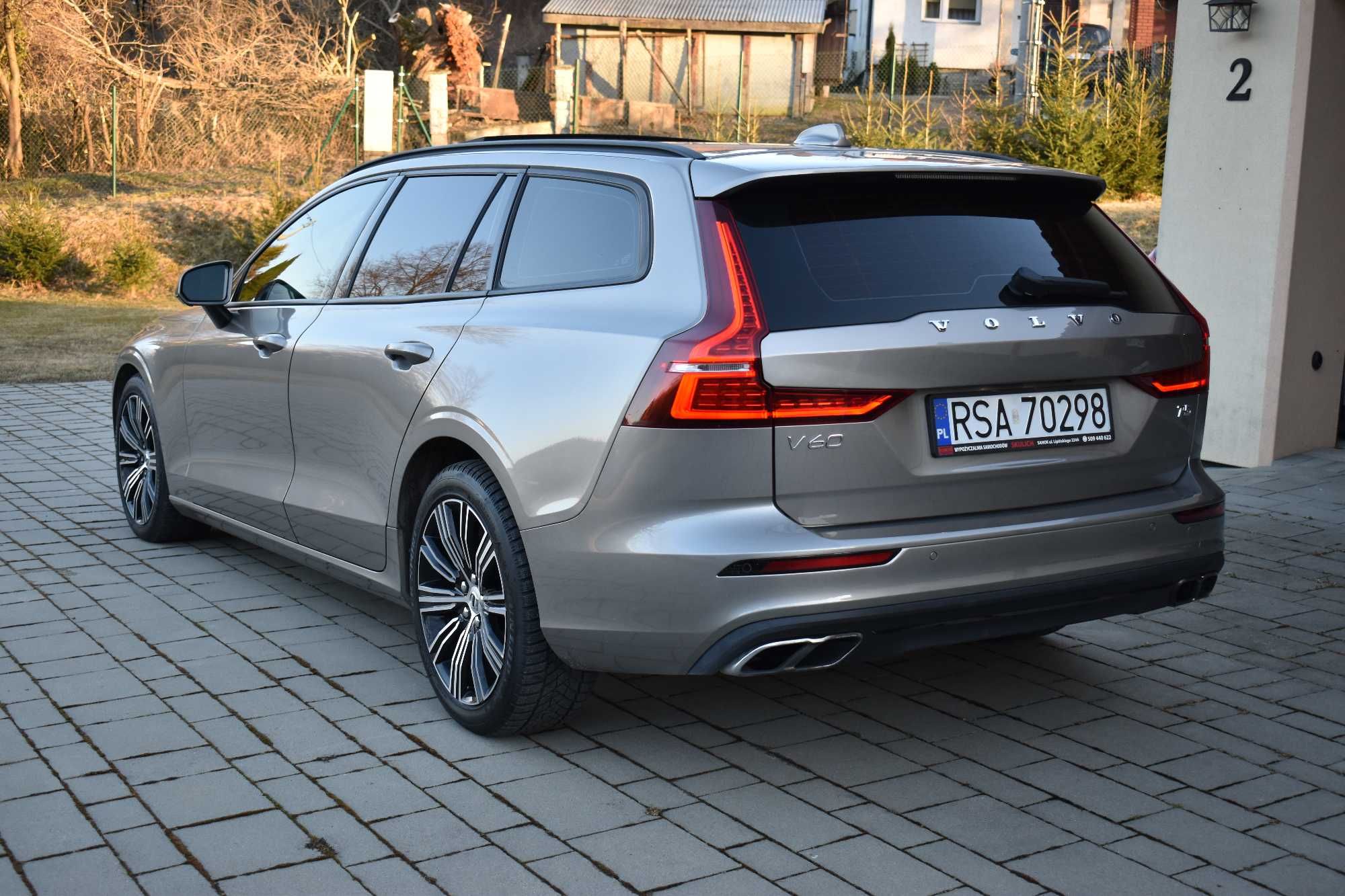Volvo v60 T5 / Momentum 2019r.