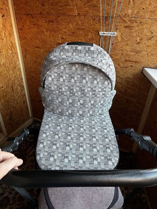 Продам коляску 2в1
