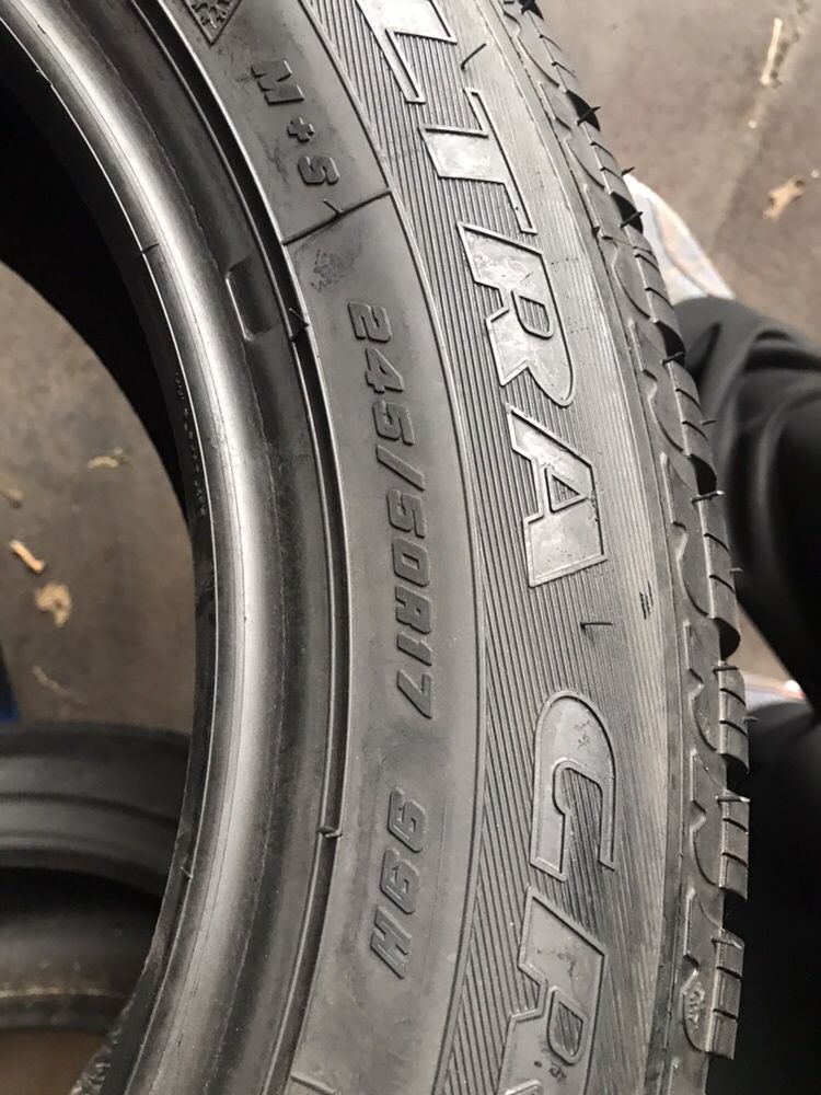 245/50/17 R17 Goodyear Ultra Grip GW3 RSC 2шт новые зима