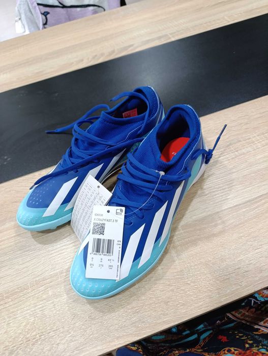 Tênis piso sintético