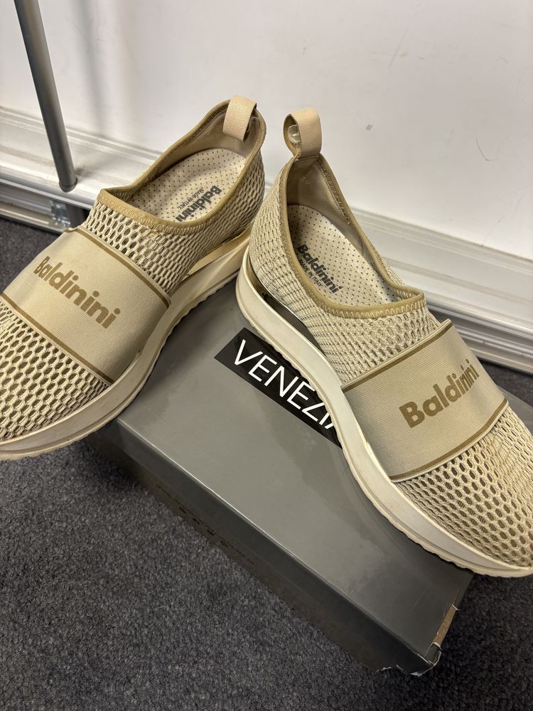 Baldinini sneakers trampki plato koturn na platformie bezowe capuccino