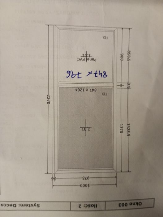 Witryna wewnątrz-sklepowa.