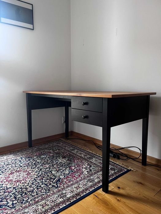 Biurko ALKERSTORP IKEA drewniane czarne