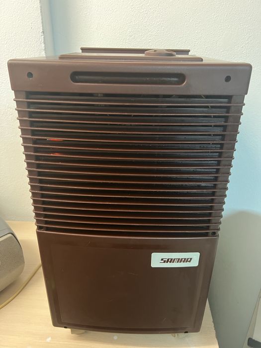 Desumificador pouco usado, a funcionar perfeitamente.