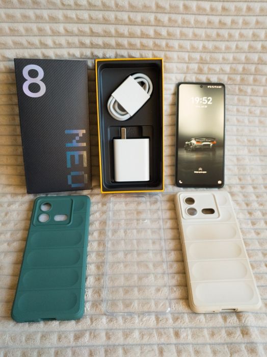 Vivo Iqoo Neo 8 12/256 Snapdragon 8 + Gen 1 смартфон як новий зі склом