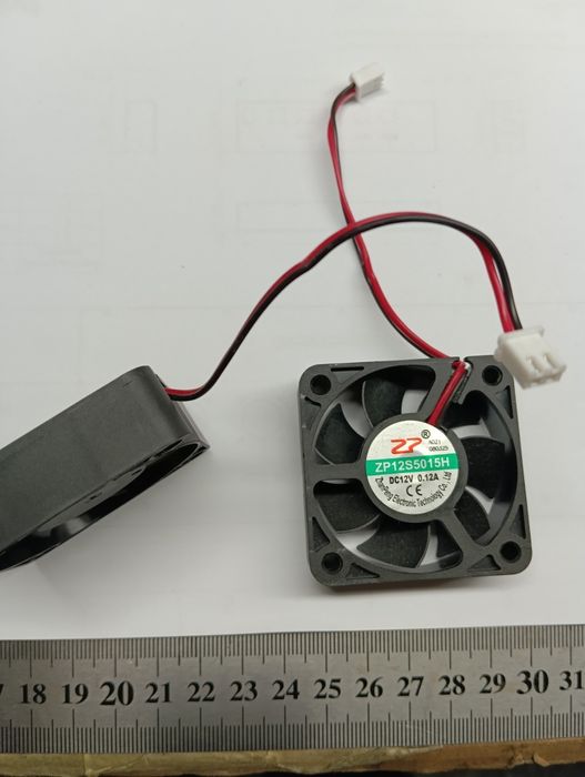 Продам кулер охолодження 12v