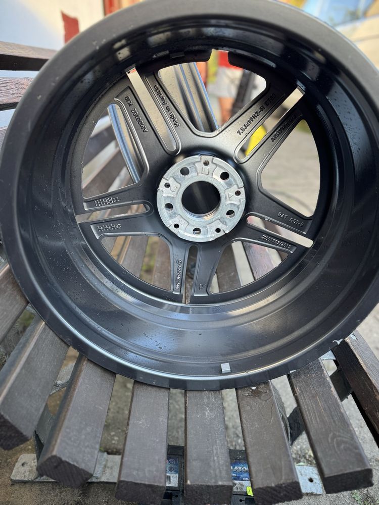 Felgi AMG R19 5x112 7.5j et53 66.6 GLA GLB Vito EQB EQA w204