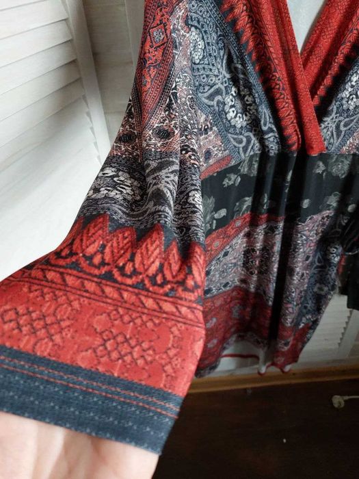 Платье корректирующего фасона бонприкс