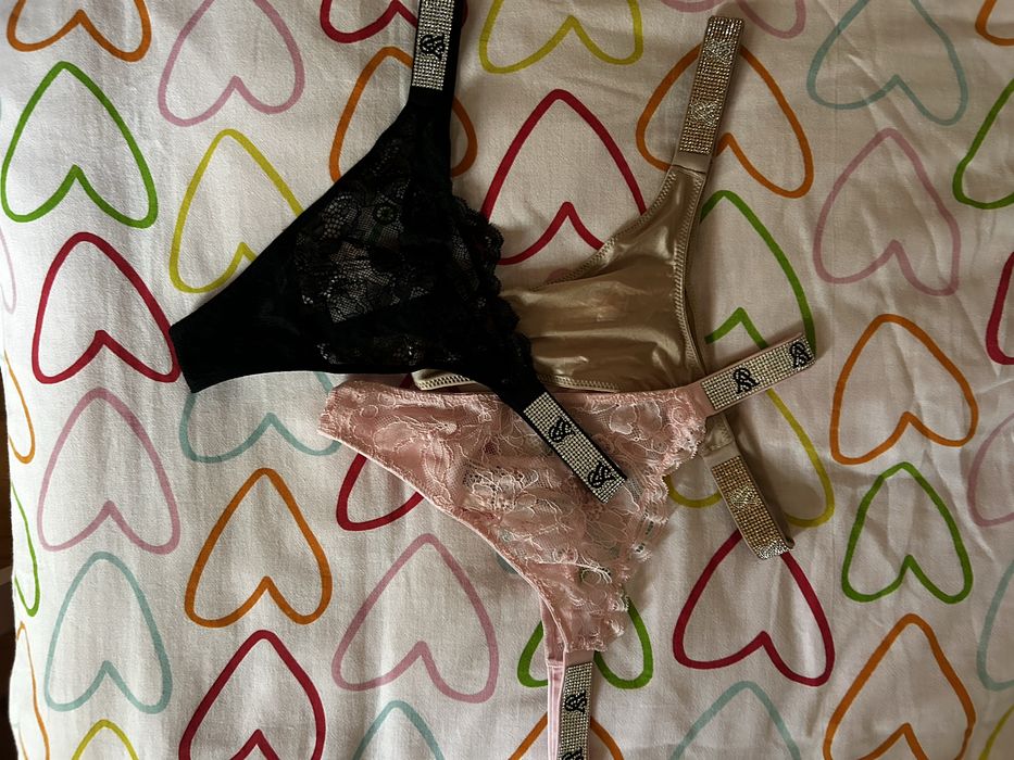 Zestaw stringi Victoria’s Secret kolekcja Very Sexy