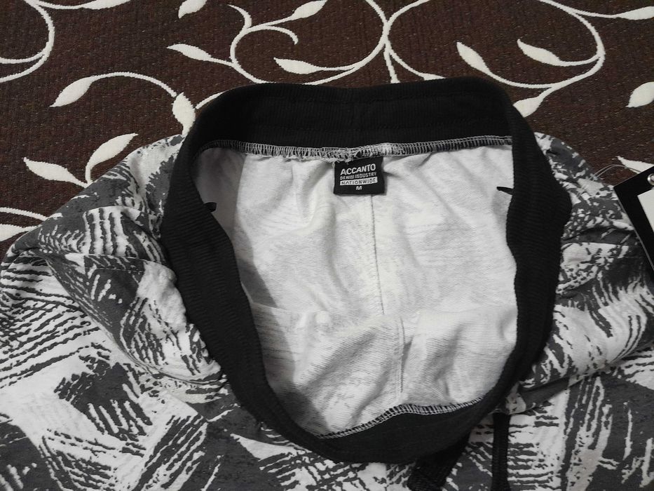 Шорты мужские трикотажные 100% хлопок, размер М, фирменные, новые