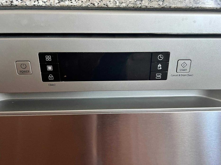 Maquina de lavar louca Samsung DW60M6040FS