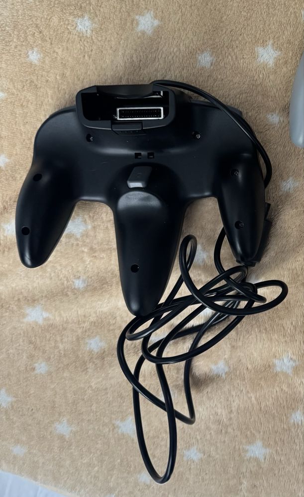 Геймпад Nintendo 64