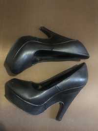 Туфлі Yves Saint-Laurent 37 розмір