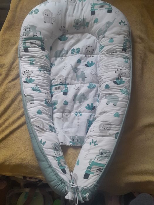 Zestaw: kokon, wkładka do kokonu,rożek, poduszka , motylek,kocyk