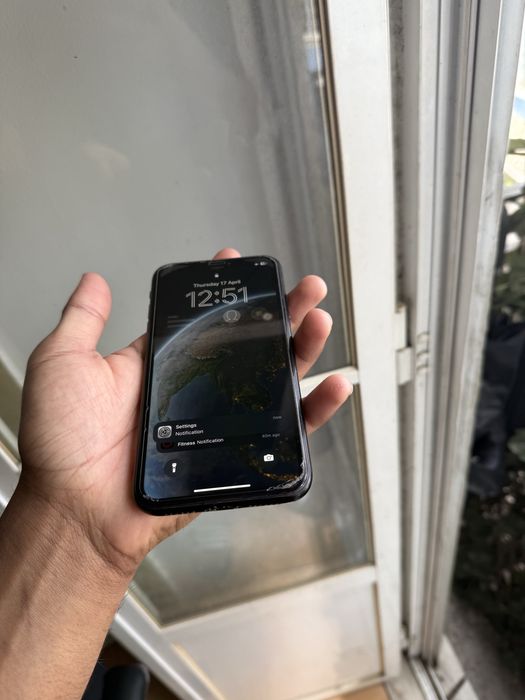 iPhone xr 64 gb 82% health para vende. iPhone xr 64 gb health 82% para