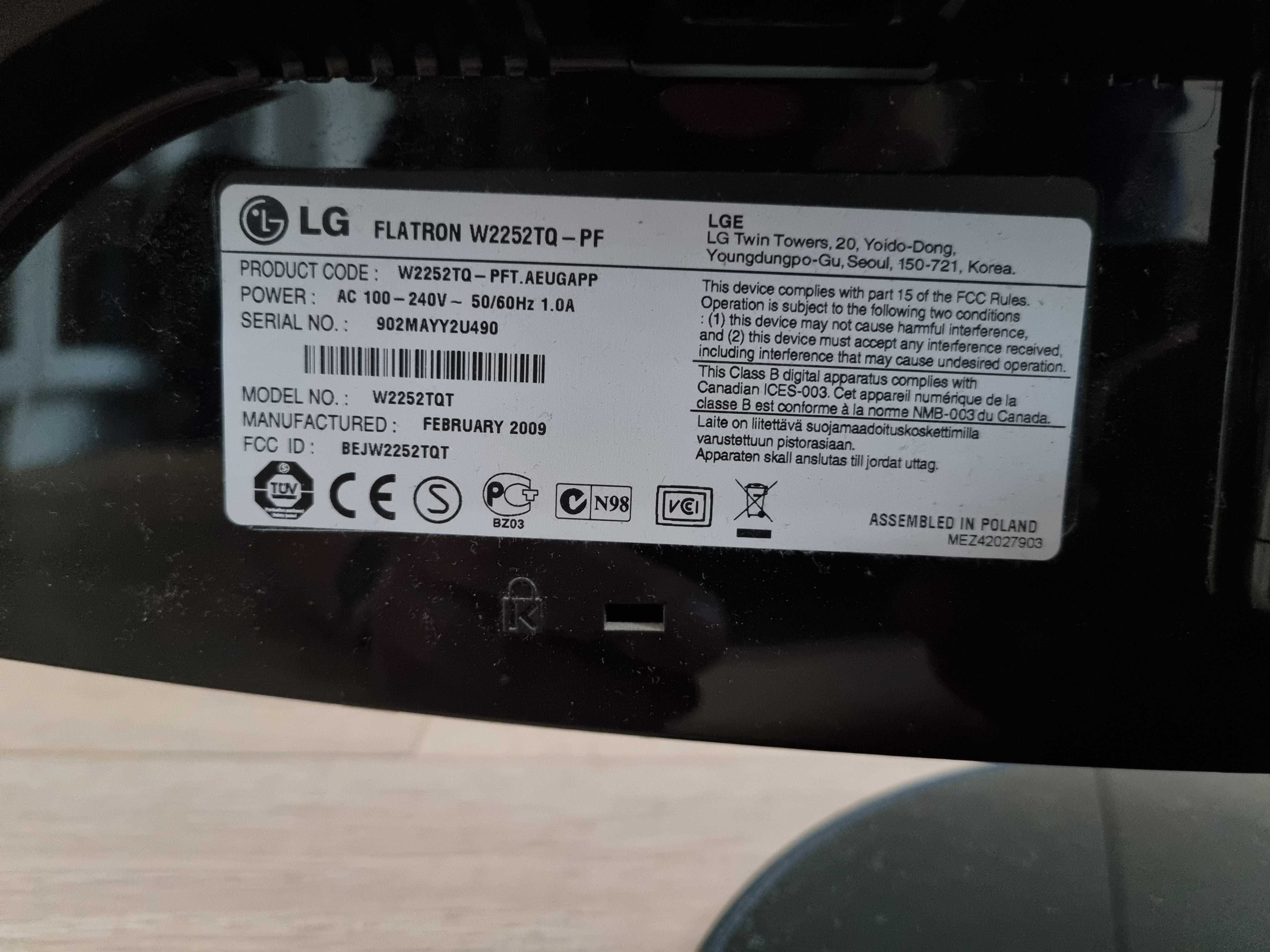 Monitor LG W2252TQ-PF