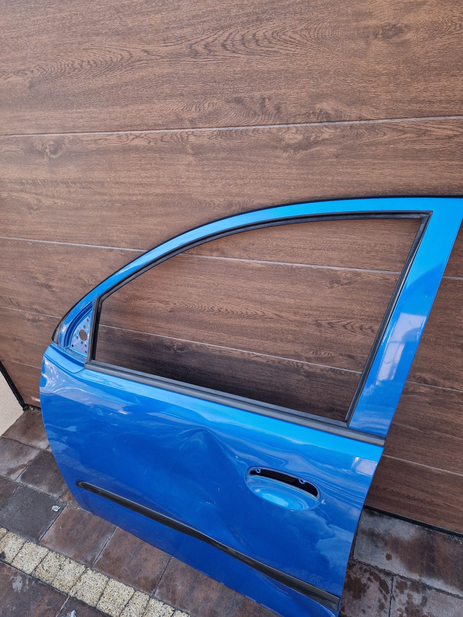 Drzwi przednie lewe Hyundai i10 2010 rok kolor DE Alpine Blue