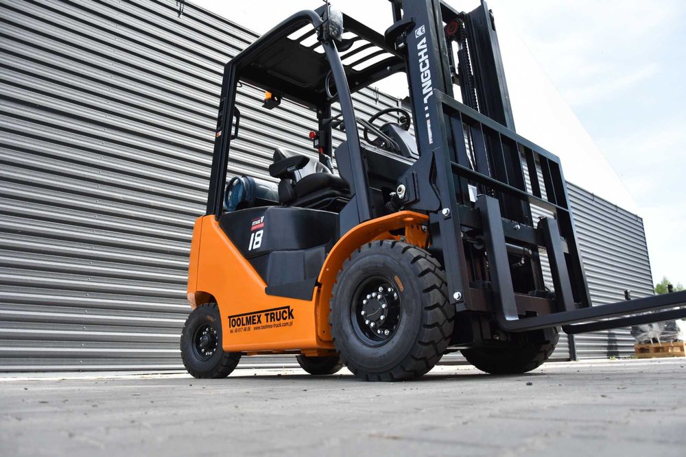 Wózek widłowy LPG Hangcha CPYD18-XH1F