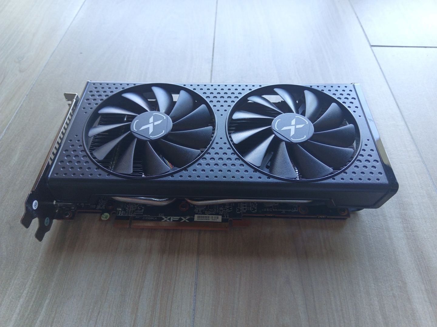 Placa gráfica AMD RX 7600 8gb