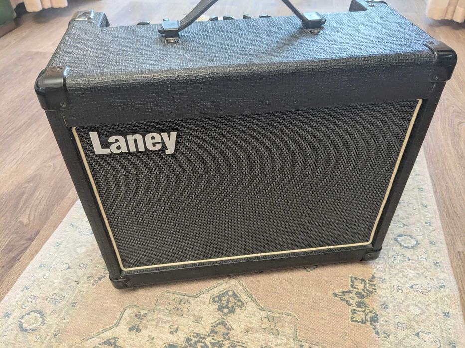 Комбопідсилювач Laney LG35R