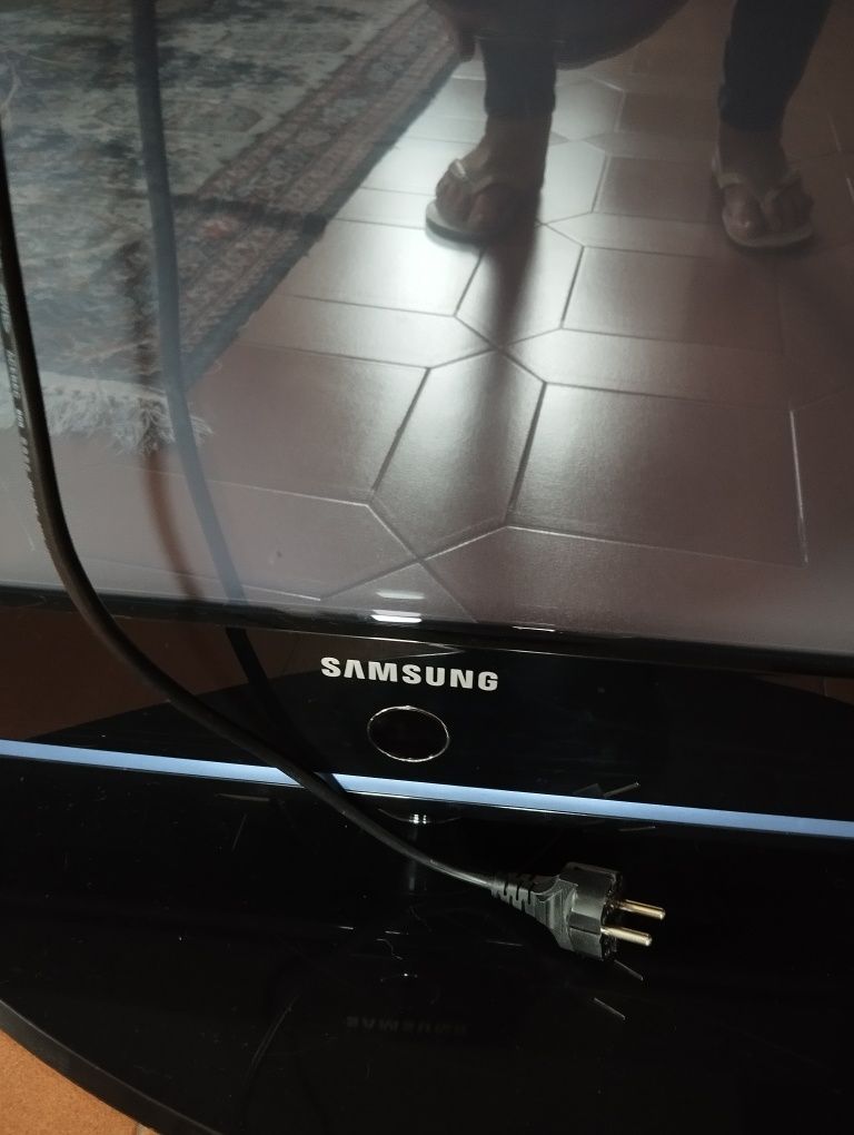 Televisão Samsung 107 cm para peças