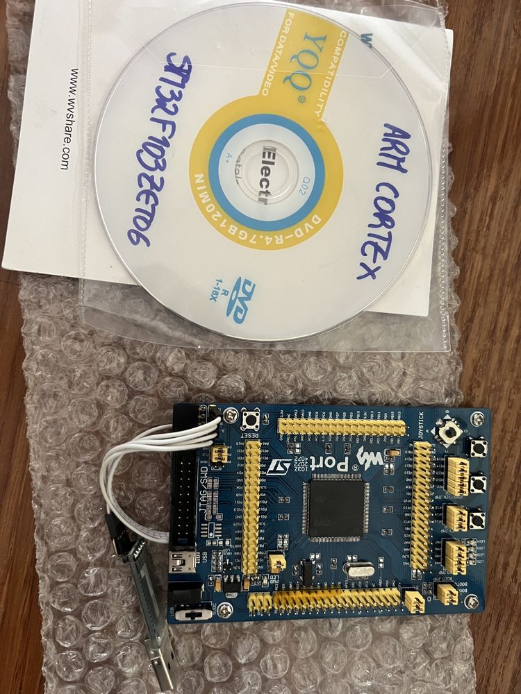 Arm Cortex STM32F103ZET06