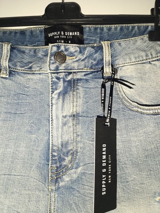 Calções da marca Supply & Demand novos