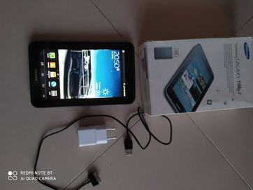 Tablet samsung GT P 3100 z ladowarka stan bdb na kartę SD