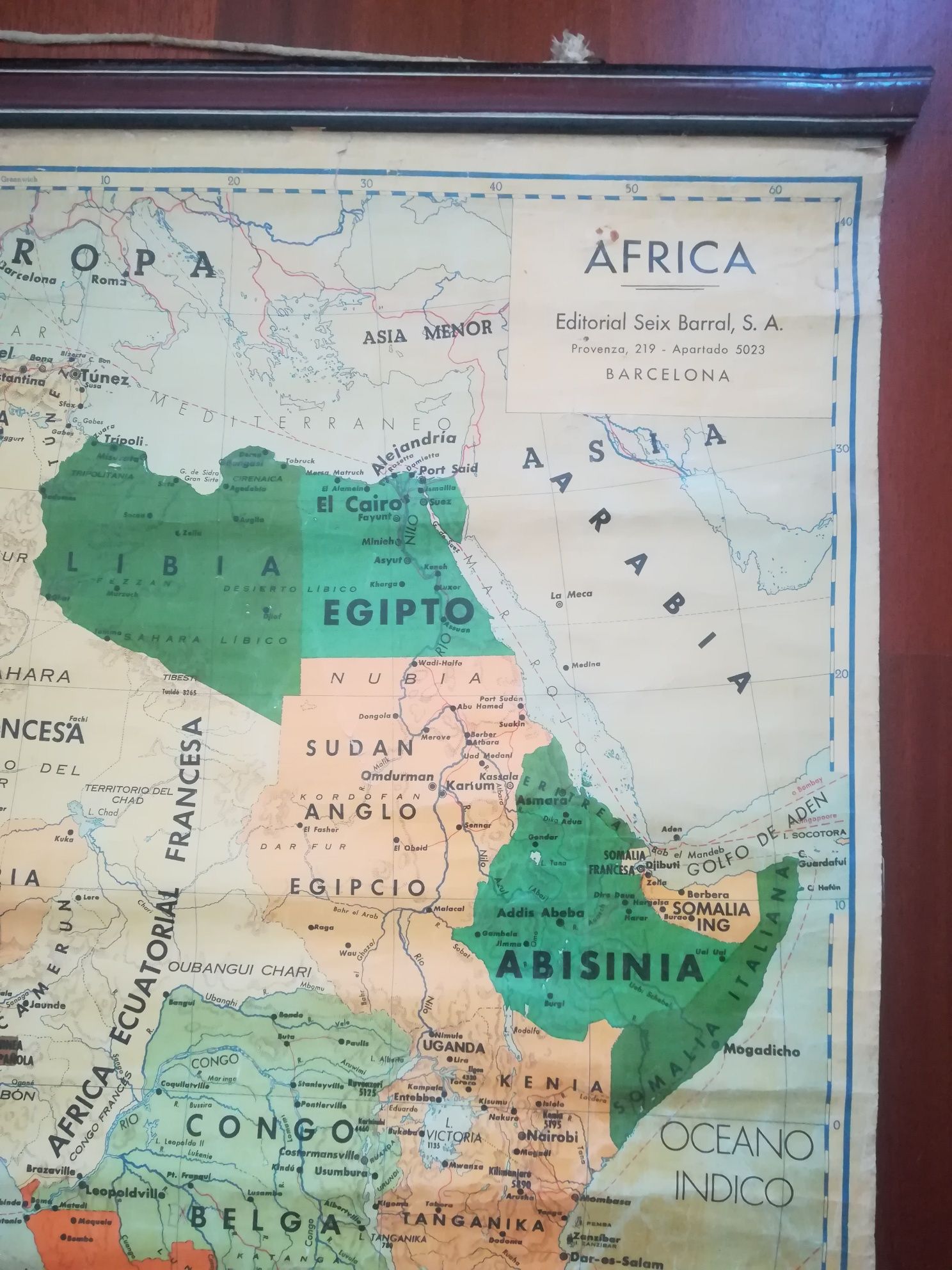 Mapa de África. Papel sobre Tela. Anos 1930.