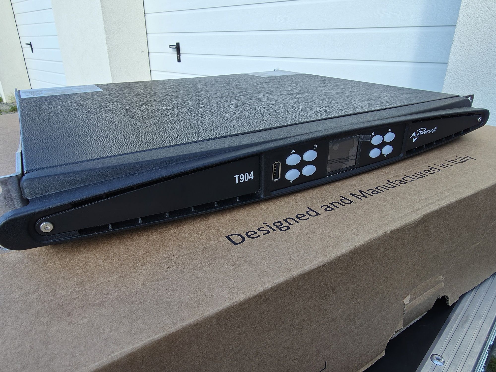 Powersoft T904 DSP / DANTE - 4x2000W, Wzmacniacz