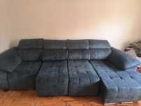 Sofá com chaise long e baú
