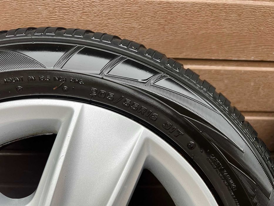 Koła zimowe 5x112 FALKEN 205/55 R16 VW Golf Opony Felgi