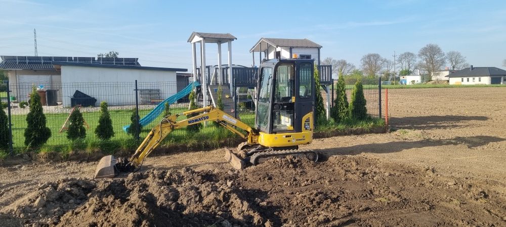 Usługi minikoparką ! Młot ! Wyburzenia ! Przyłącza  Wiertnica