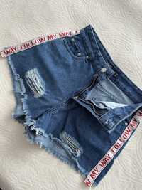 Шорти джинсові жіночі