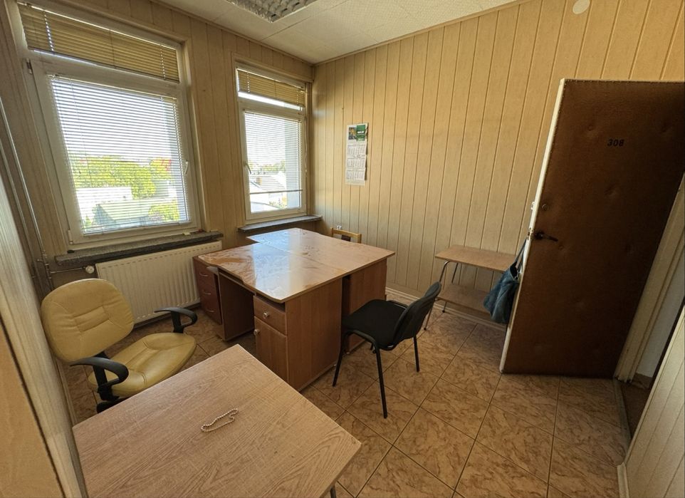 Lokal użytkowy 2-pokoje 19,7m2 III piętro Busko Zdrój ul.Kościuszki 60