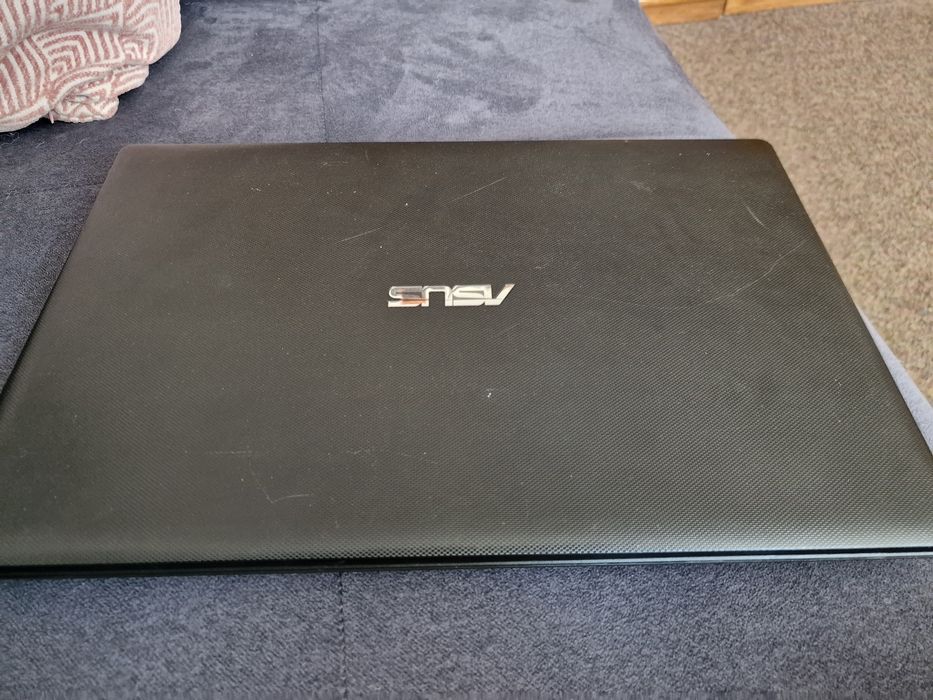 LAPTOP asus r512m dysk ssd