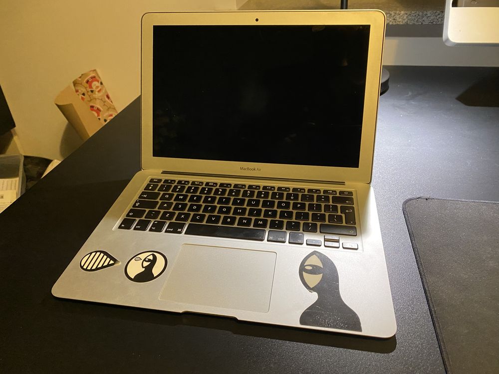 MacBook Air 13 A1466 4/128 571 cykli