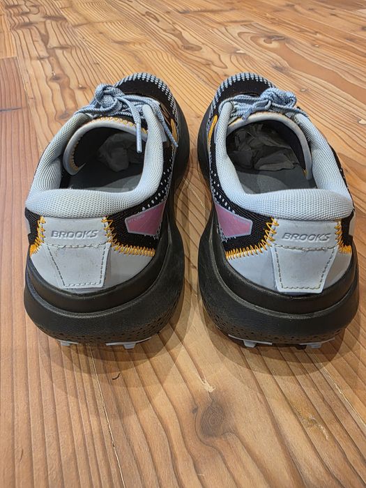 Бігові кросівки Brooks Caldera 6