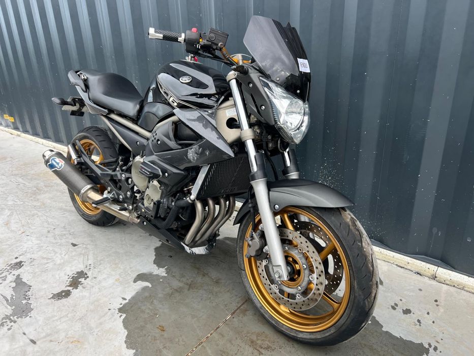 Yamaha xj6 uszkdodzony