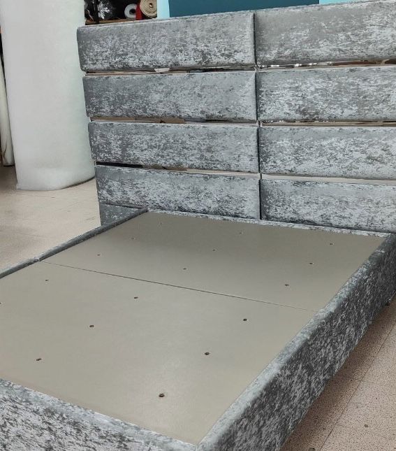 Cama de luxo mandada fazer estou vender pk vou fora do pais