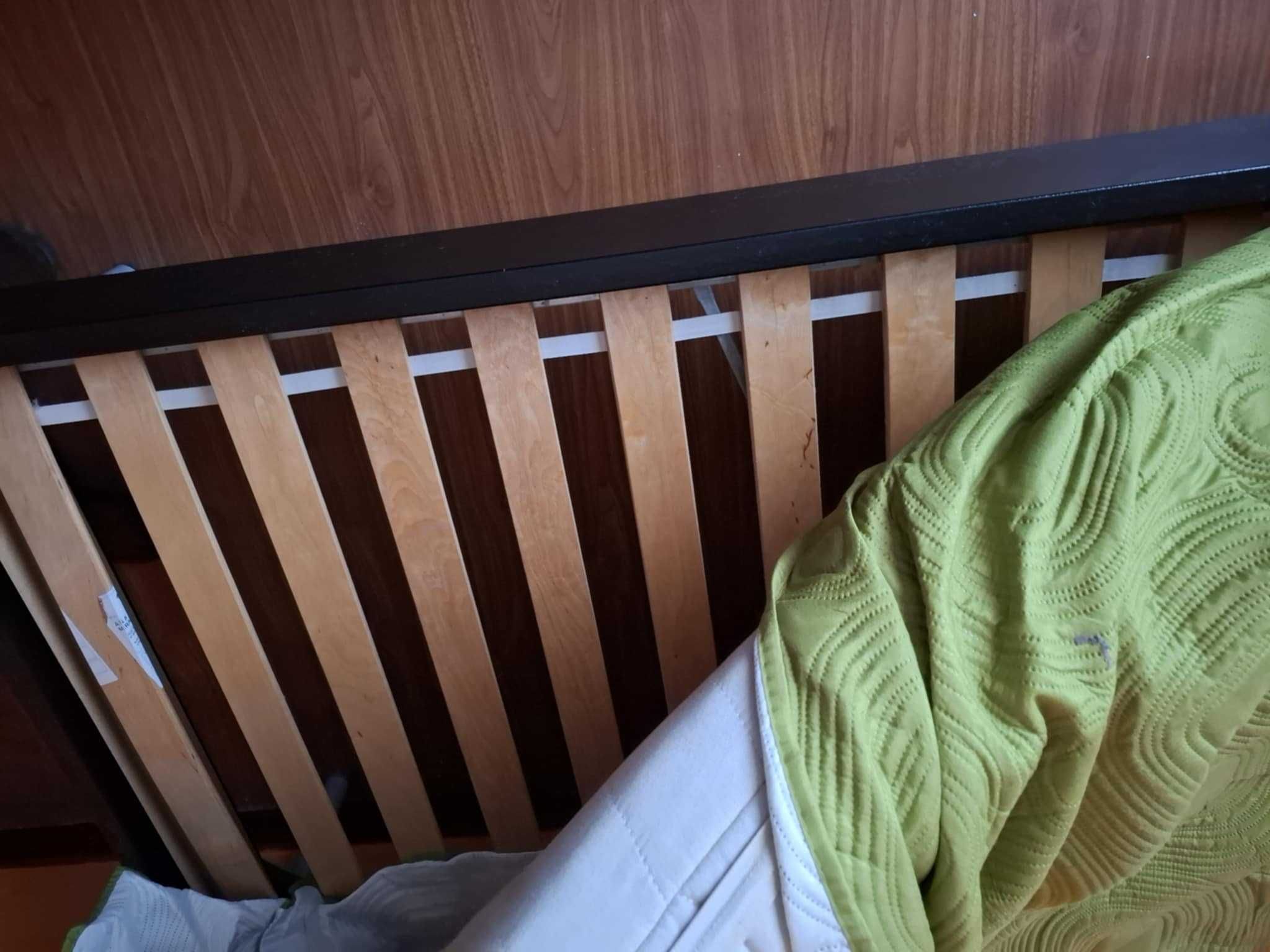 Cama e estrado ikea solteiro
