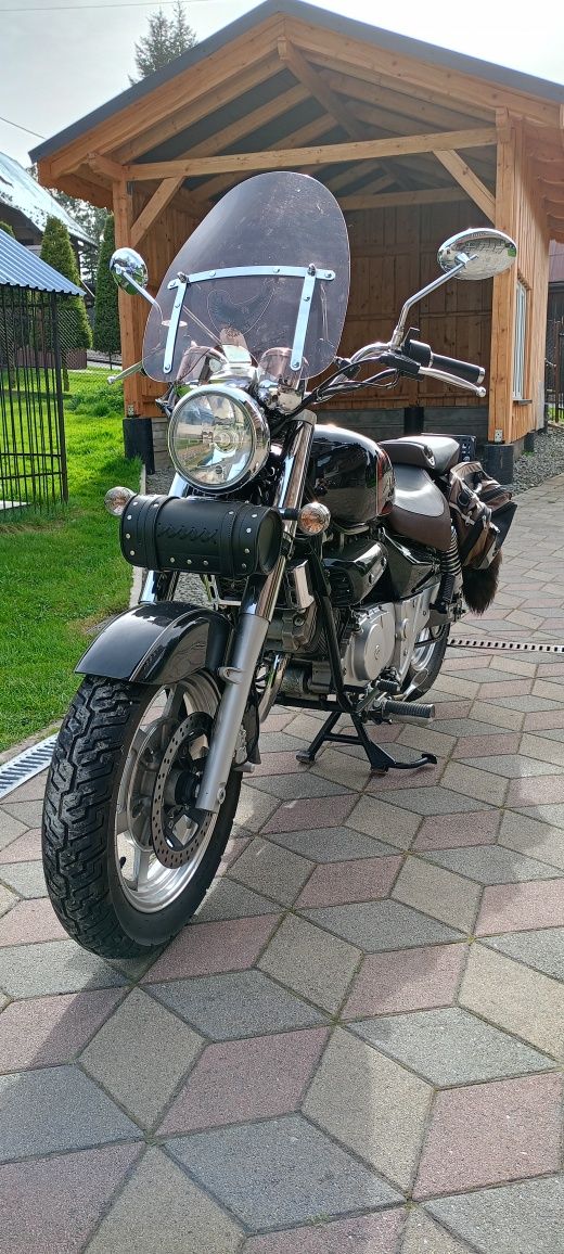 Hyosung GV 125 Aquila