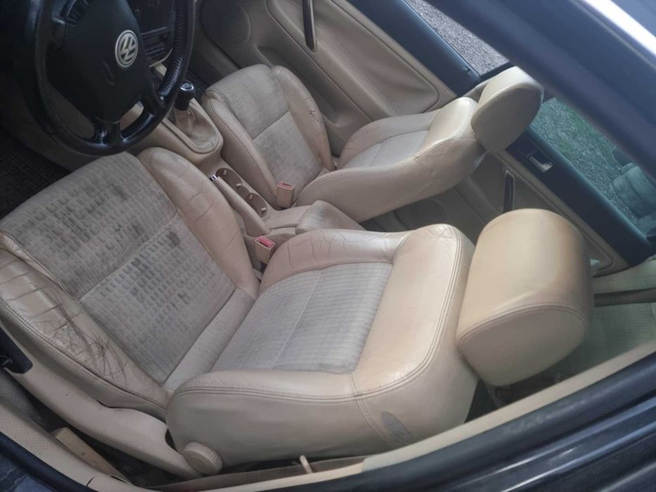 komplet skór skórzane fotele siedzenia kanapa boczki VW Passat B5 komb