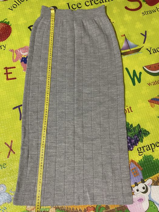 Тепла вʼязана спідниця