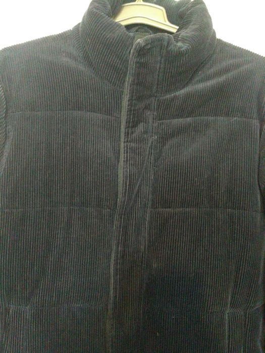 Теплая вельветовая мужская куртка.