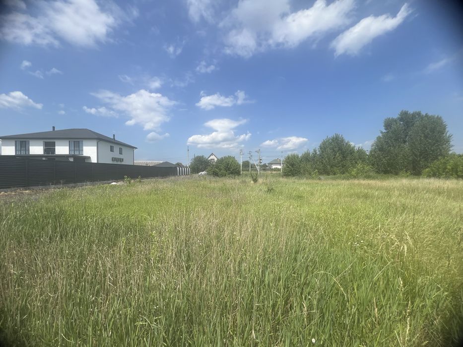 Продаж ділянки Погреби вул. Весняна 6 - 10 сот